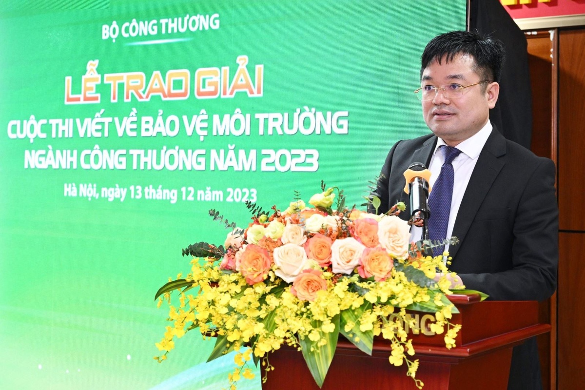 Trao giải Cuộc thi viết về bảo vệ môi trường ngành Công Thương năm 2023